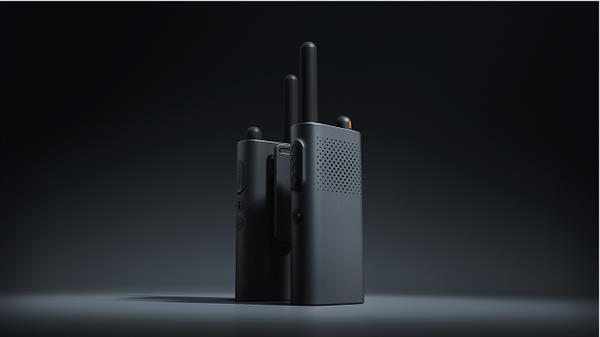 工廠無界溝通 小米對(duì)講機(jī)3 暢聊版，136g的輕量化續(xù)航神器